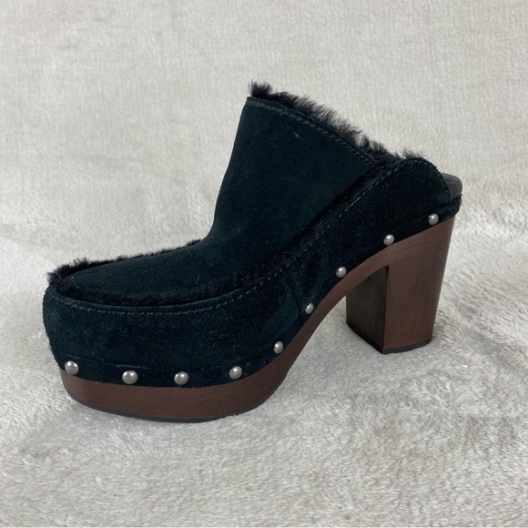 UGG Aubriana Mule Women's Heel Boots 7 Black Suede Sheepskin Lined Studded NEW - Picture 6 of 8